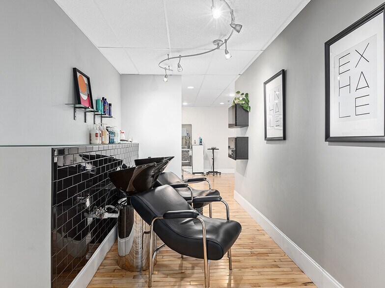 More Photos Of 125-161 S Lexington Ave, Asheville Apartments For Sale