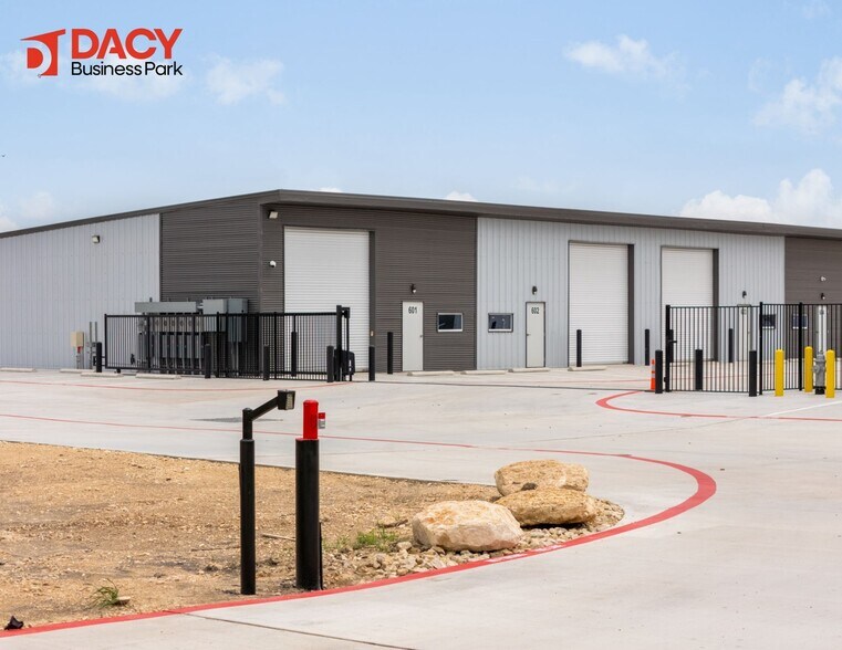 More Photos Of 3300 Dacy Ln, Kyle Warehouse For Sale