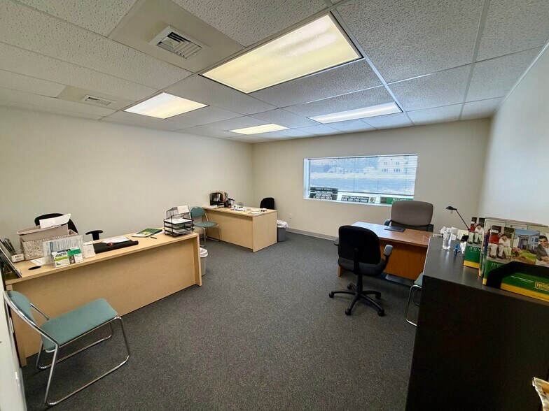 More Photos Of 277 Tompkins St, Cortland Office For Lease