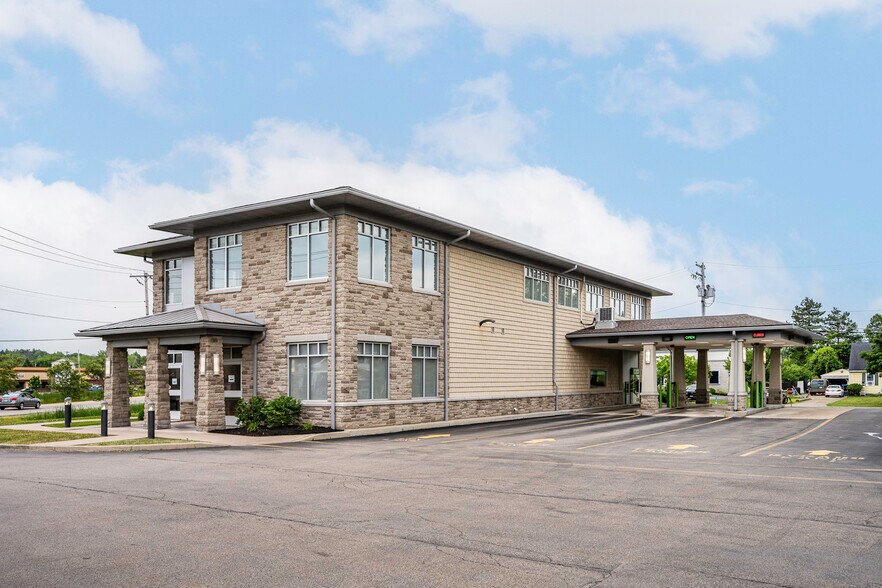 More Photos Of 3020 Orchard Park Rd, Buffalo Office For Sale