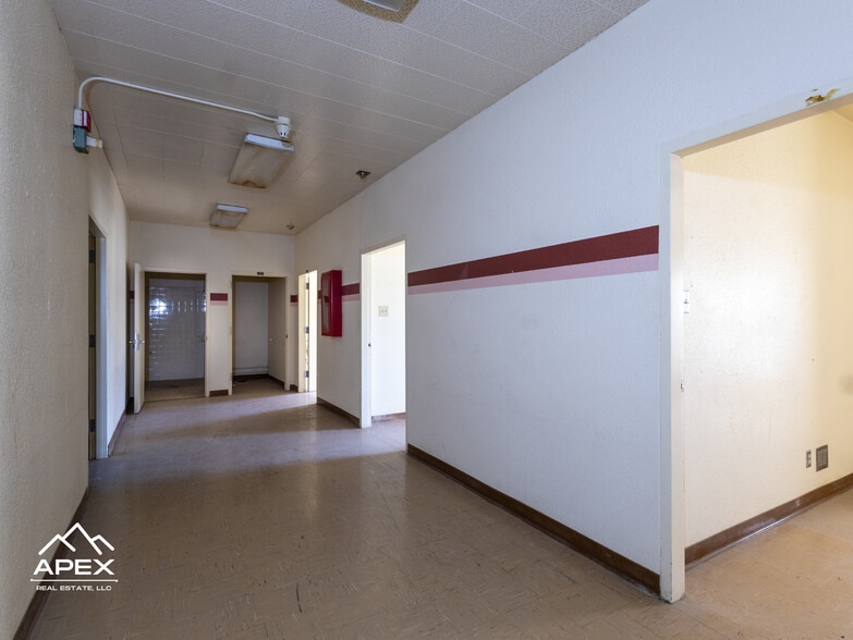 More Photos Of 1233 Uinta St, Evanston Office For Sale