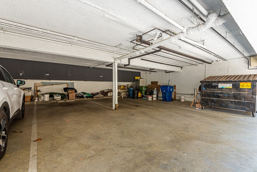 More Photos Of 1534 S Shenandoah St, Los Angeles Apartments For Sale