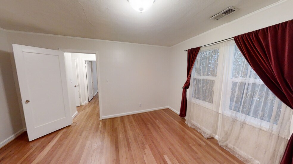 More Photos Of 1607-1611 NE 16th Ave, Portland Office For Lease