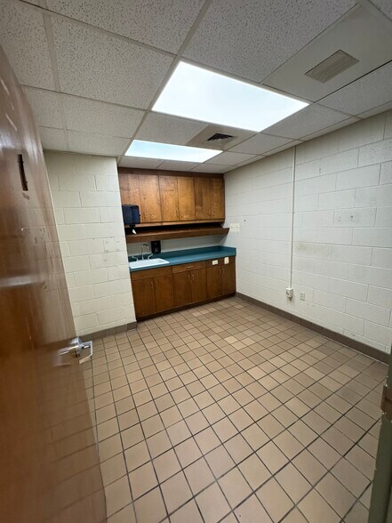 More Photos Of 407 N Salem Ave, Sumter Medical For Lease