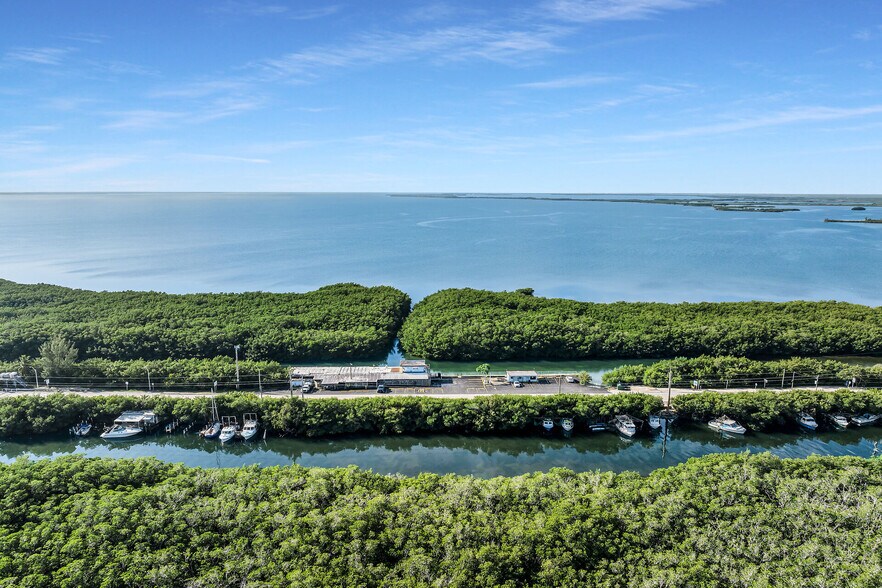 More Photos Of 58000 Card Sound Rd, Key Largo Restaurant For Sale