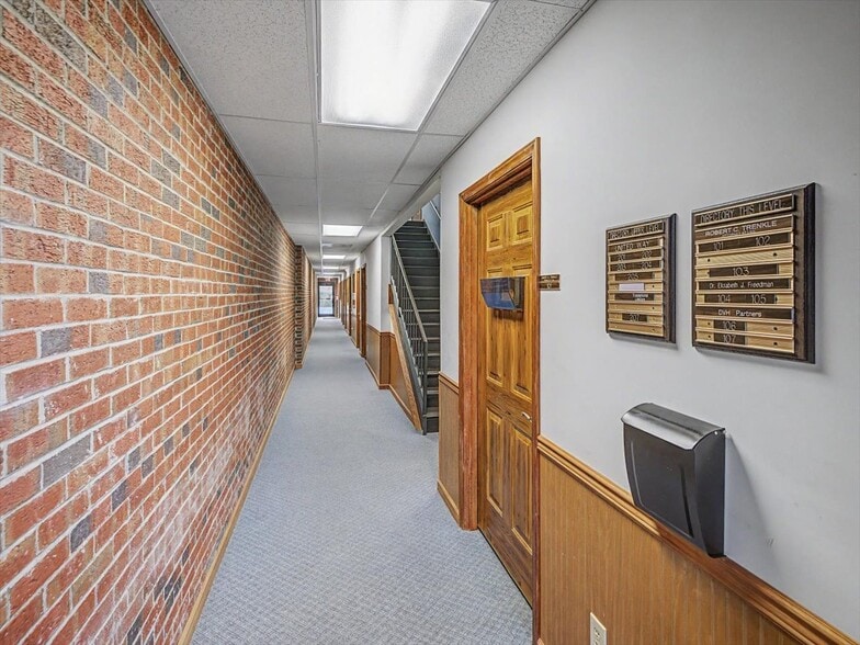 More Photos Of 72 Hillsboro St, Pittsboro Office For Sale