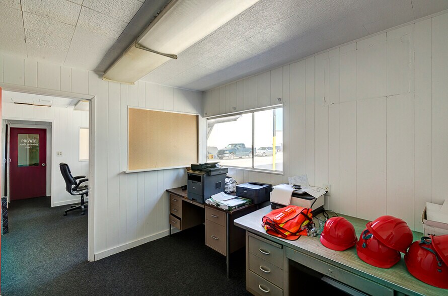 More Photos Of 39400 Clarkson Dr, Kingsburg Warehouse For Sale