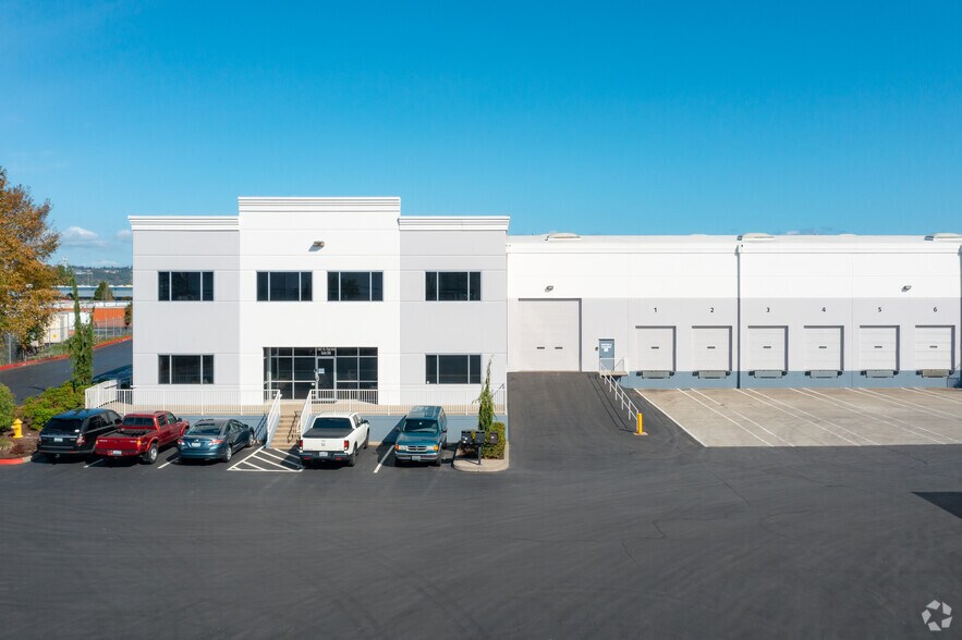 More Photos Of 1401 St. Paul Ave, Tacoma Warehouse For Lease