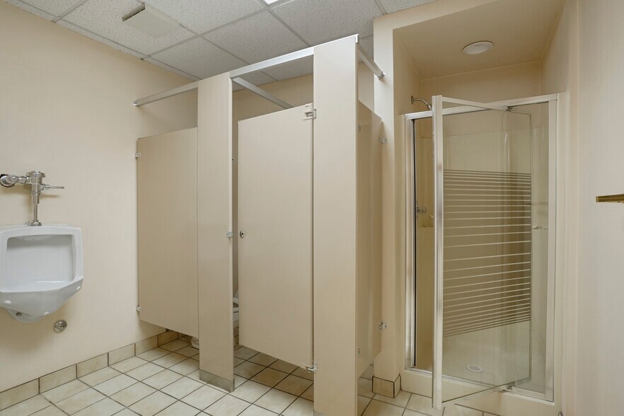 More Photos Of 5400 Ward Rd, Arvada Office For Lease