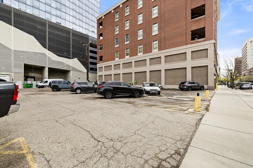 More Photos Of 1112 W Main St, Boise Apartments For Lease