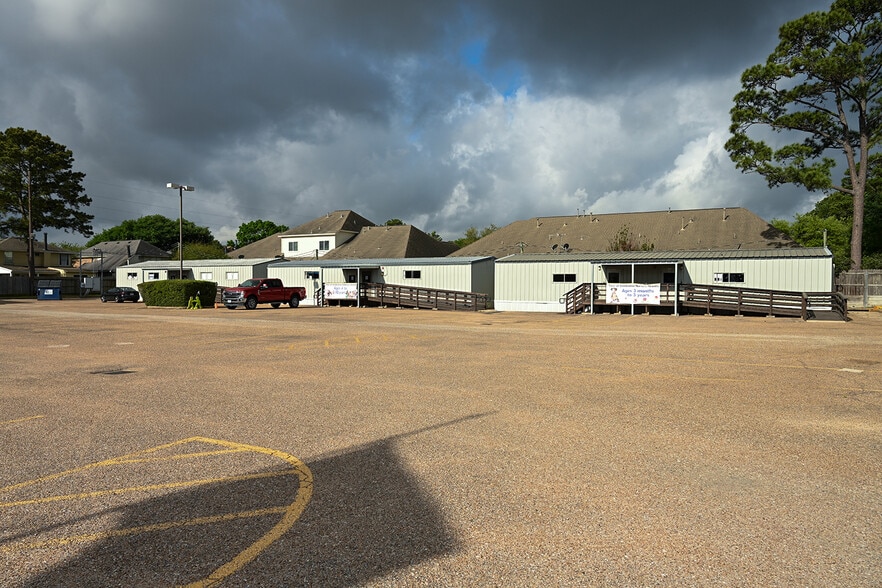 More Photos Of 10355 Mills Rd, Houston Religious Facility For Sale