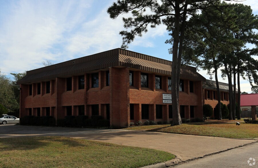 More Photos Of 17150 Butte Creek Rd, Houston Office Residential For Lease