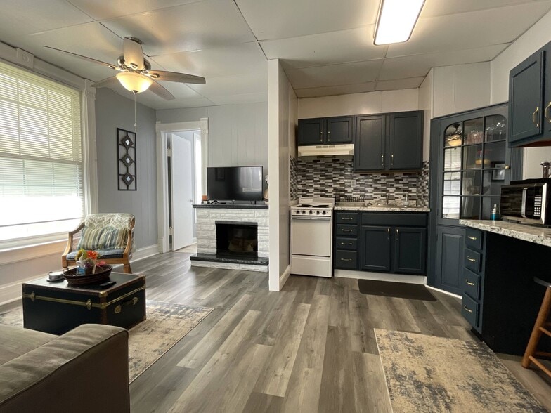 More Photos Of ,  Unknown For Sale