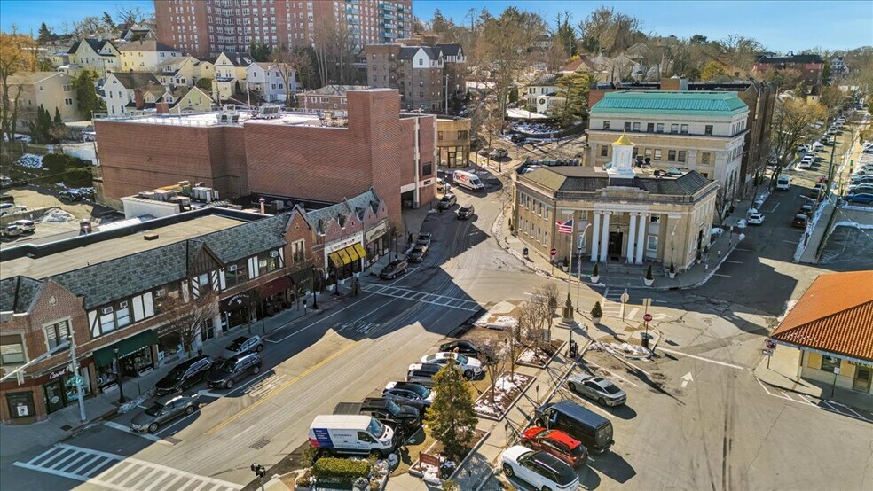 More Photos Of 1 Generoso Pope Pl, Tuckahoe Office For Sale