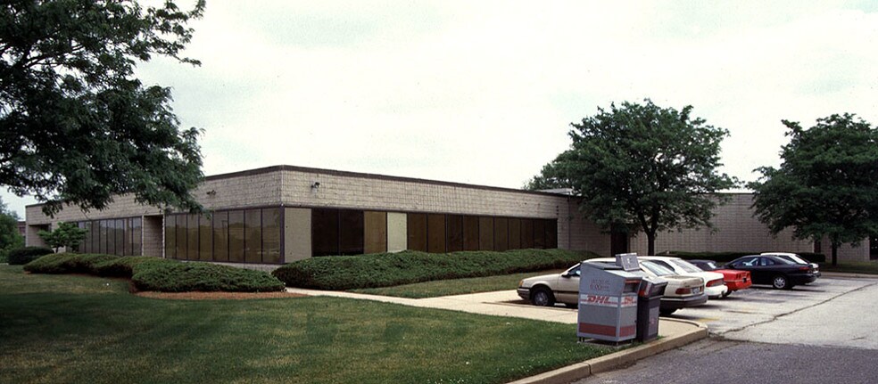 More Photos Of 201 Grove Rd, Thorofare Office For Sale