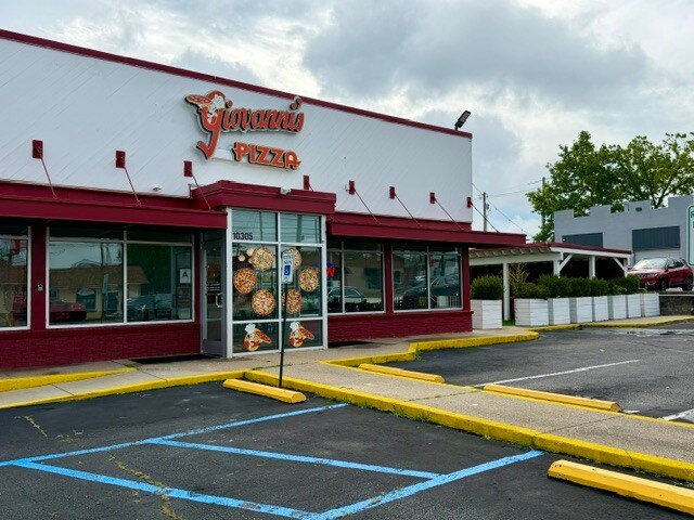 More Photos Of 10305 Taylorsville Rd, Louisville Restaurant For Sale
