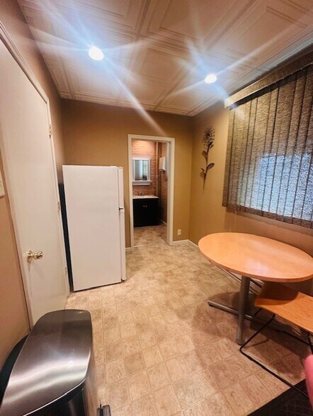 More Photos Of 62 Public Sq, Salem Storefront Retail Office For Sale