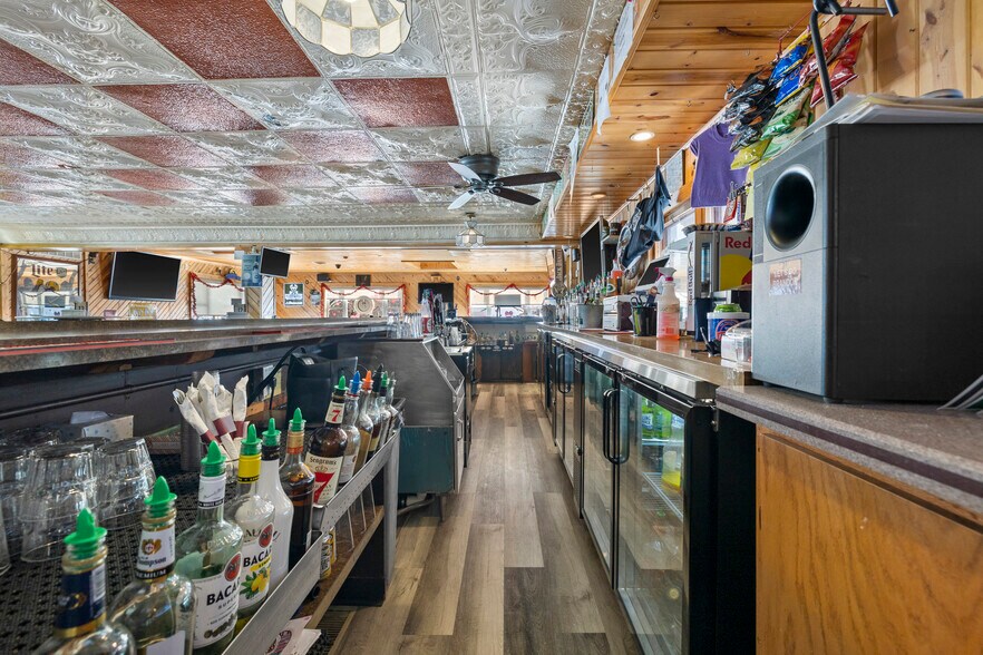 More Photos Of 165 Main St, Sullivan Restaurant For Sale