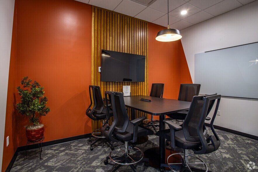 More Photos Of 13341 W Highway 290, Austin Coworking Space