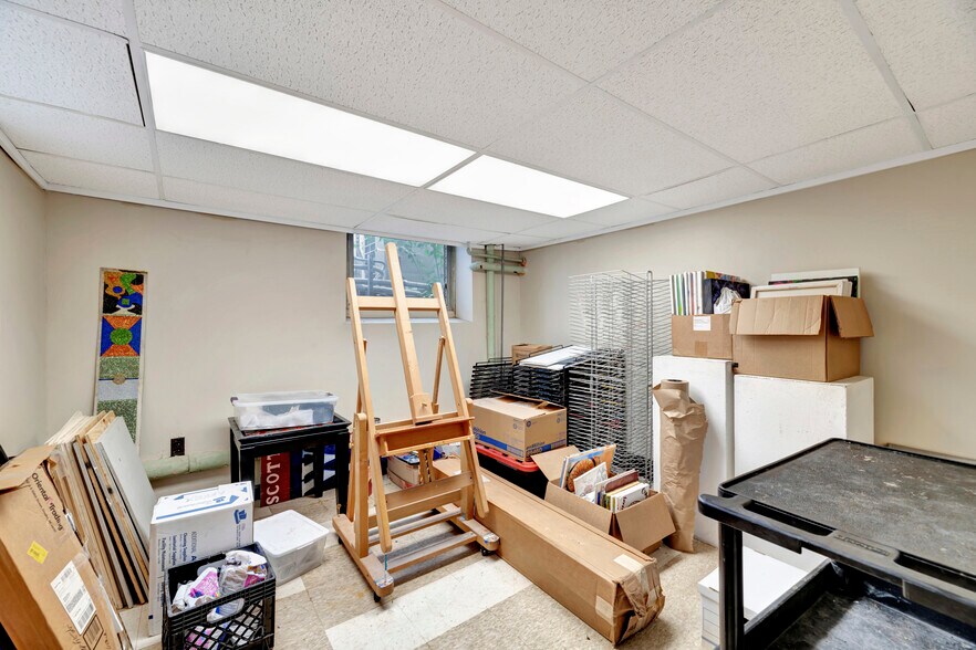 More Photos Of 11 Poplar Ave, Wilmington Lodge Meeting Hall For Lease