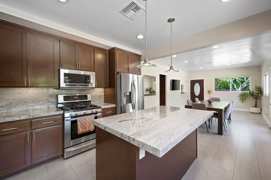 More Photos Of 5905 Old Wheeler Rd, La Verne Assisted Living For Sale