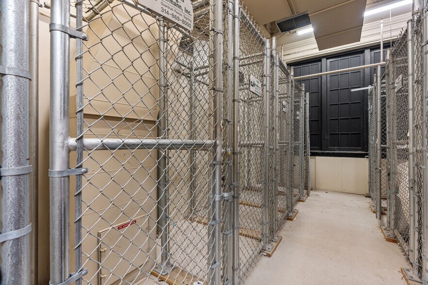 More Photos Of 814 N 19th St, Saint Louis Apartments For Sale