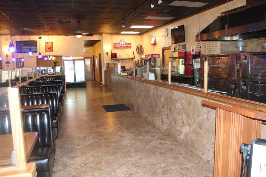 More Photos Of 509 S Illinois Ave, Carbondale Restaurant For Sale