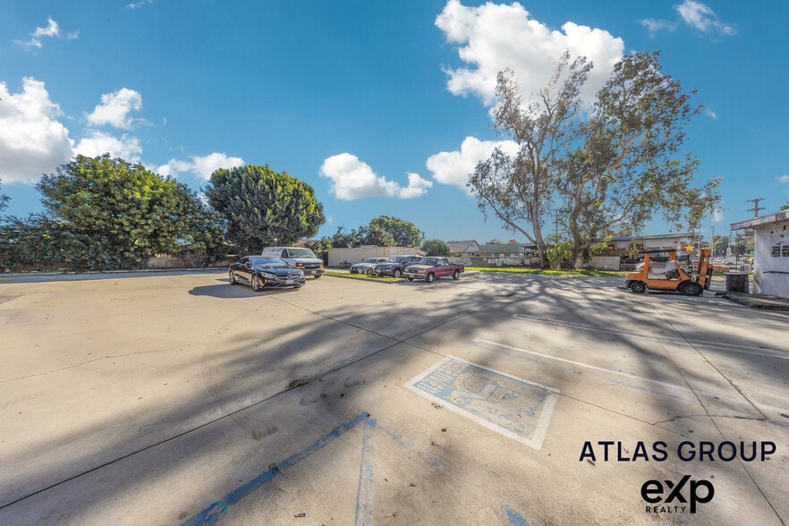 More Photos Of 1846 San Gabriel Blvd, San Gabriel General Retail For Sale