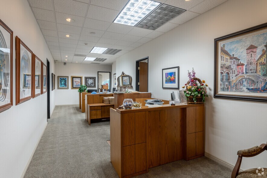 More Photos Of 2999 Westminster Ave, Seal Beach Medical For Lease