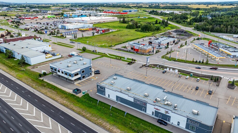 More Photos Of 179 Leva Ave, Red Deer Storefront For Lease