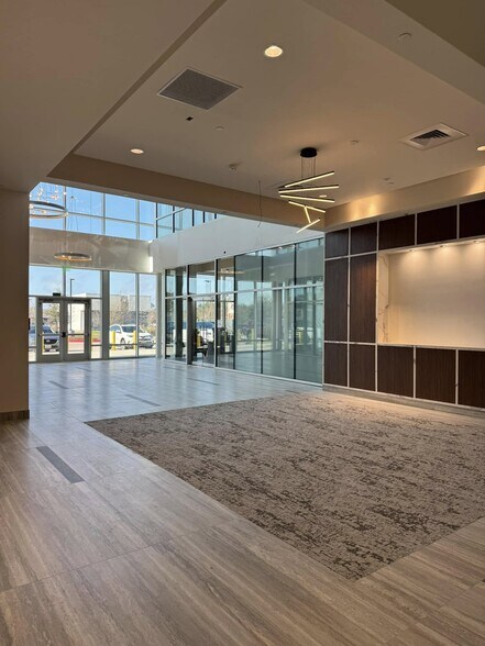 More Photos Of 1715 South Friendswood, Friendswood Medical For Lease