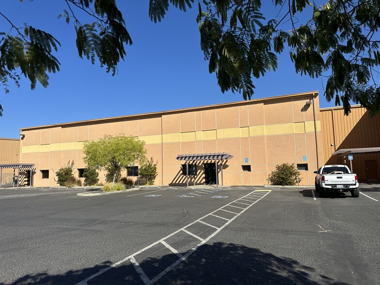 More Photos Of 370 Ryan Ave, Chico Manufacturing For Lease