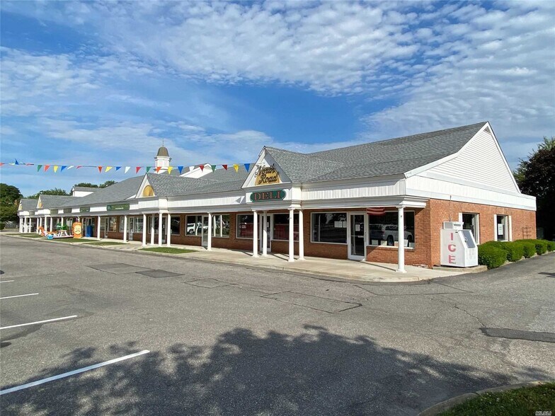 More Photos Of 46520 County Road 48, Southold Unknown For Lease