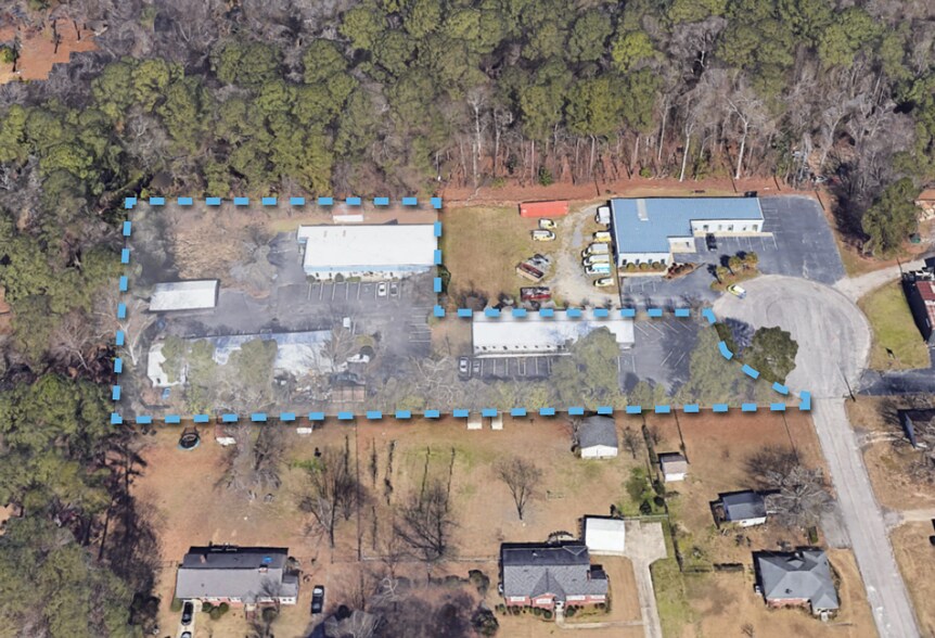 Primary Photo Of 120 Kaminer Way Pky, Columbia Light Distribution For Sale