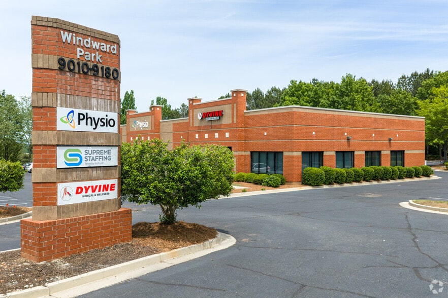More Photos Of 9000 Peridot Pky, Stockbridge Unknown For Lease