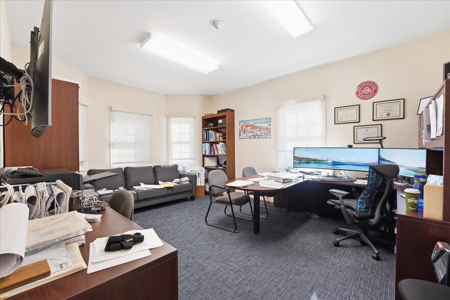 More Photos Of 96 Freneau Ave, Matawan Office For Sale