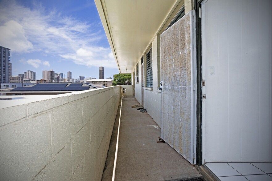 More Photos Of 1917 Algaroba St, Honolulu Apartments For Sale