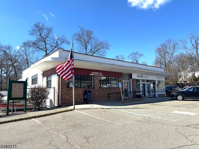 More Photos Of 40 Lake Dr W, Wayne Post Office For Sale