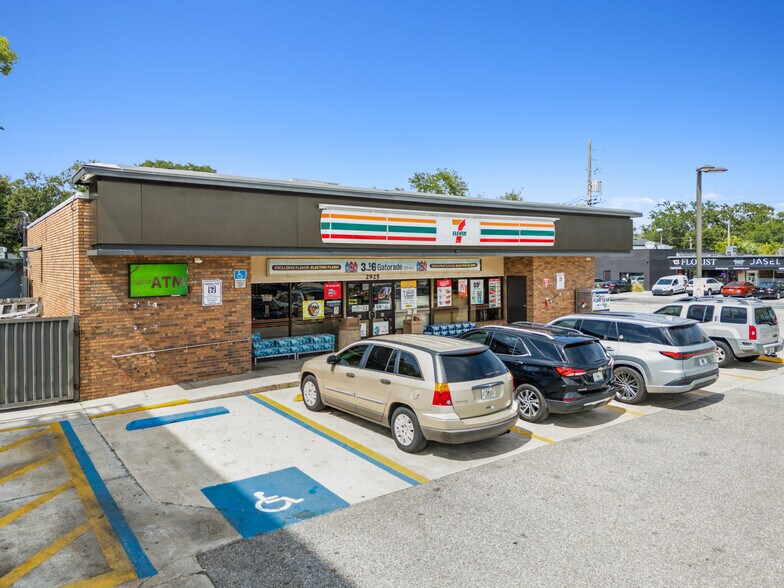 More Photos Of 2925 Corrine Dr, Orlando Service Station For Sale