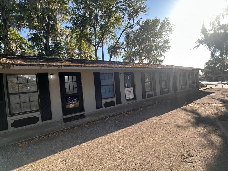 Primary Photo Of 2221 S Pine Ave, Ocala Office For Lease