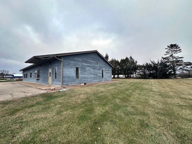 More Photos Of 7 Tiff Ave, Neillsville Office For Sale