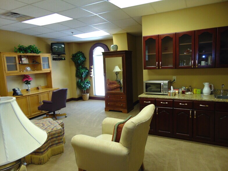 More Photos Of 1170 N Hairston Rd, Stone Mountain Religious Facility For Sale