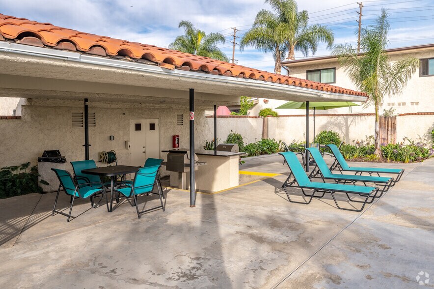 More Photos Of 1001 N Harbor Blvd, La Habra Apartments For Sale
