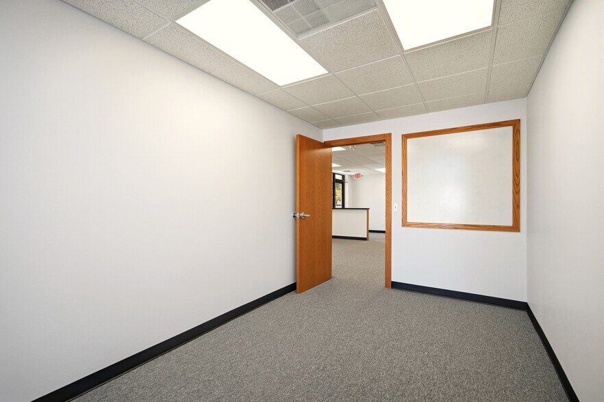 More Photos Of 11887-11897 Belden Ct, Livonia Warehouse For Lease