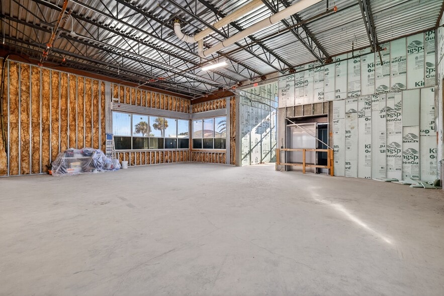 More Photos Of 5431 E State Road 44, Wildwood Medical For Lease