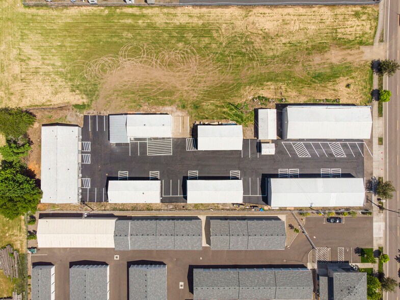 More Photos Of 1091 Chemawa, Keizer Warehouse For Lease