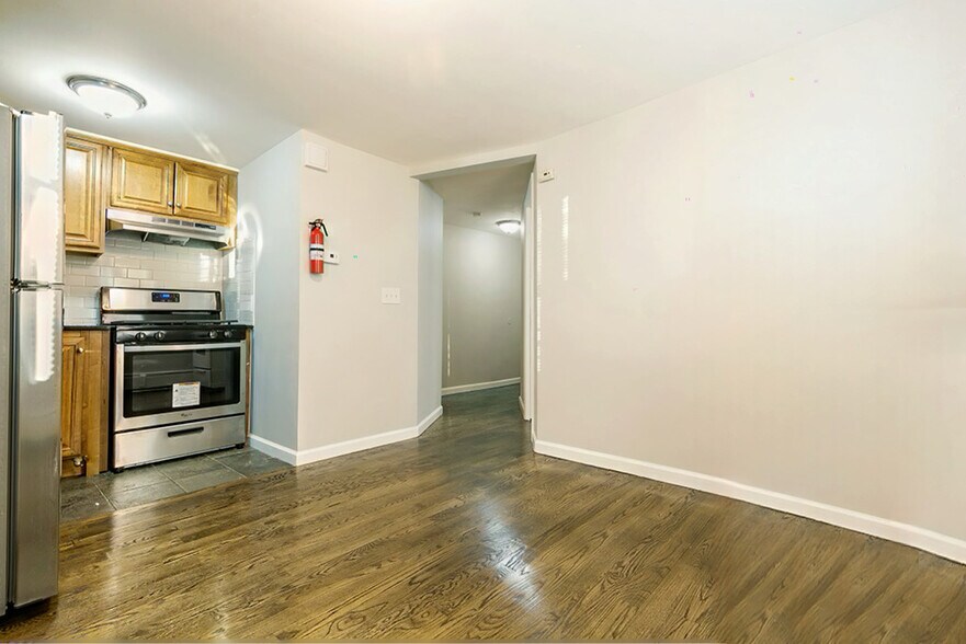 More Photos Of 16 Weldon St, Jersey City Multifamily For Sale