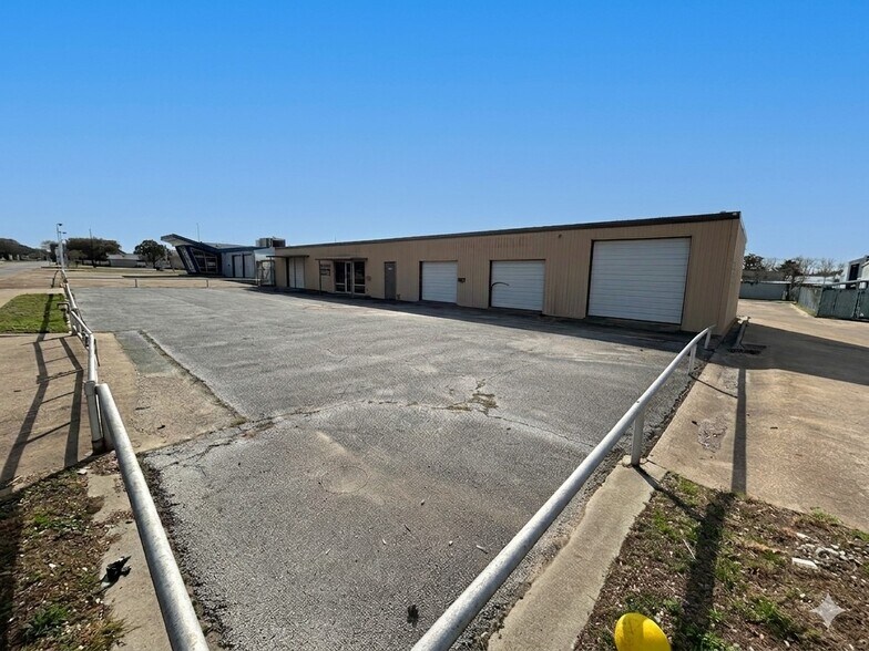 More Photos Of , Garland Industrial For Sale