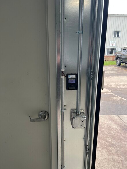 More Photos Of 7646 Conifer Ct, De Forest Warehouse For Lease