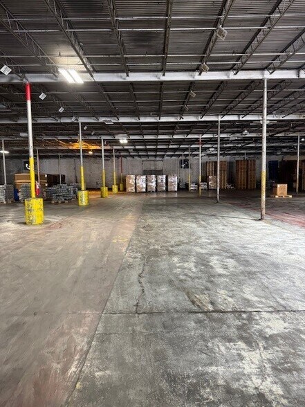 More Photos Of 330 Stevens St, Jacksonville Warehouse For Lease